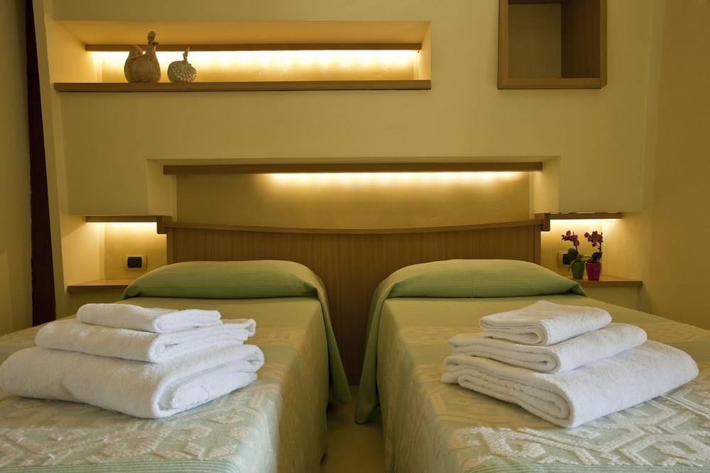 Hotel Cala Reale 16/65