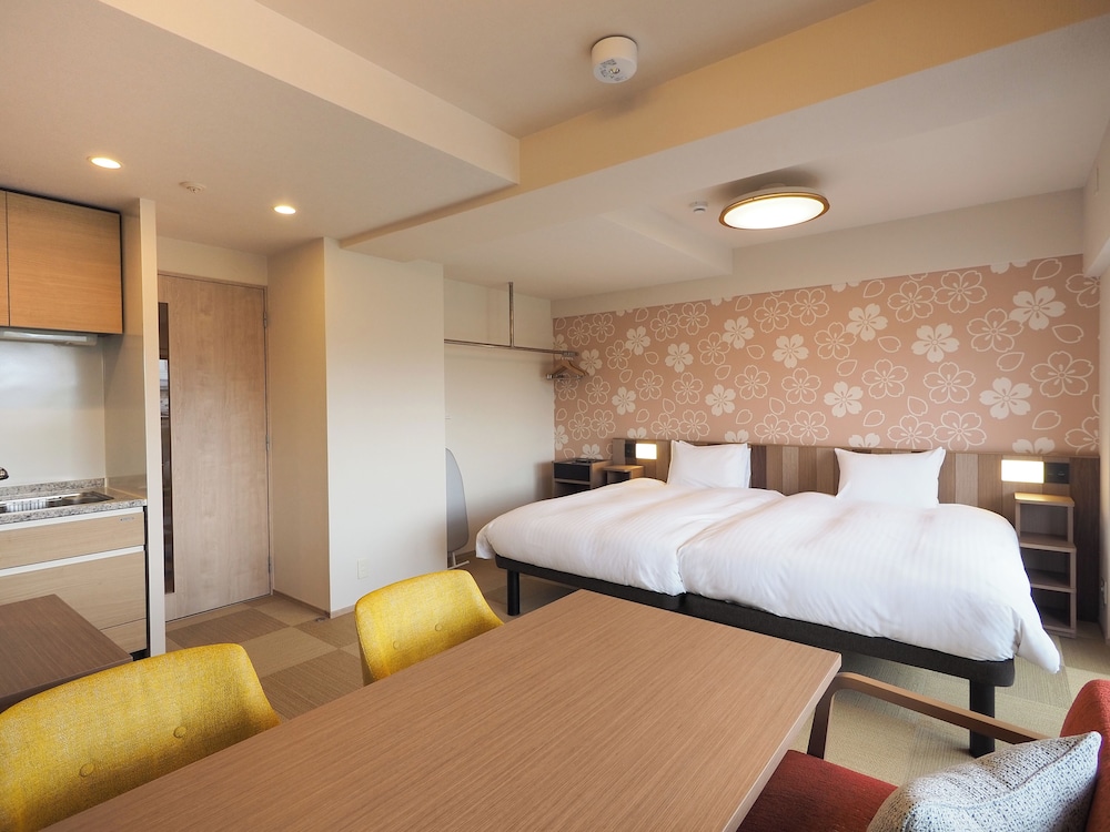 Twin room with kitchen and washing machine