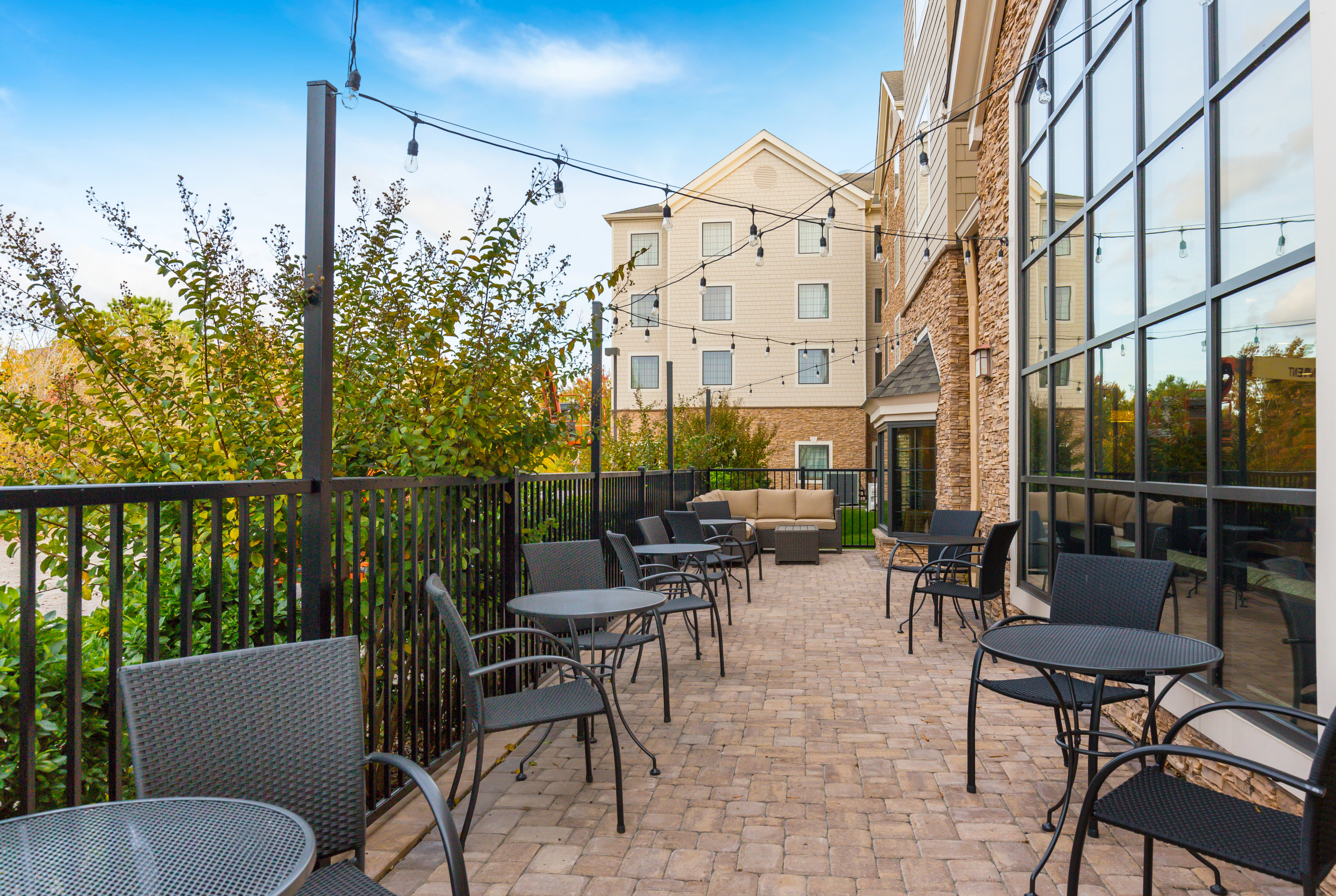 Staybridge Suites Chesapeake - Virginia Beach 48/74