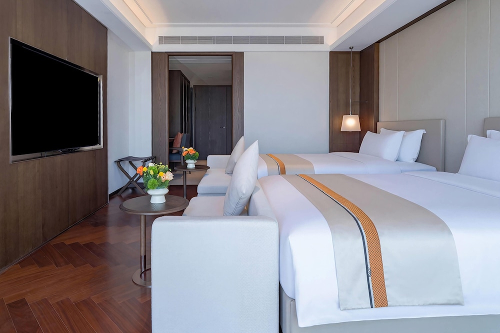 Howard Johnson By Wyndham Phnom Penh Tk 30/57