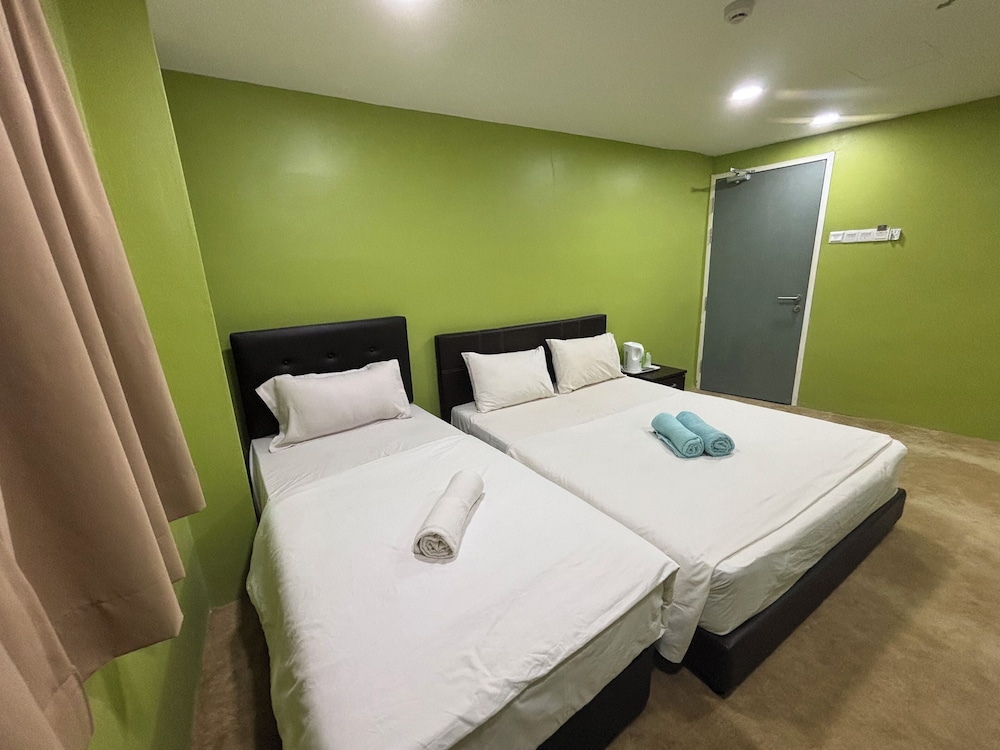 Hotel O Peneka Inn 16/19
