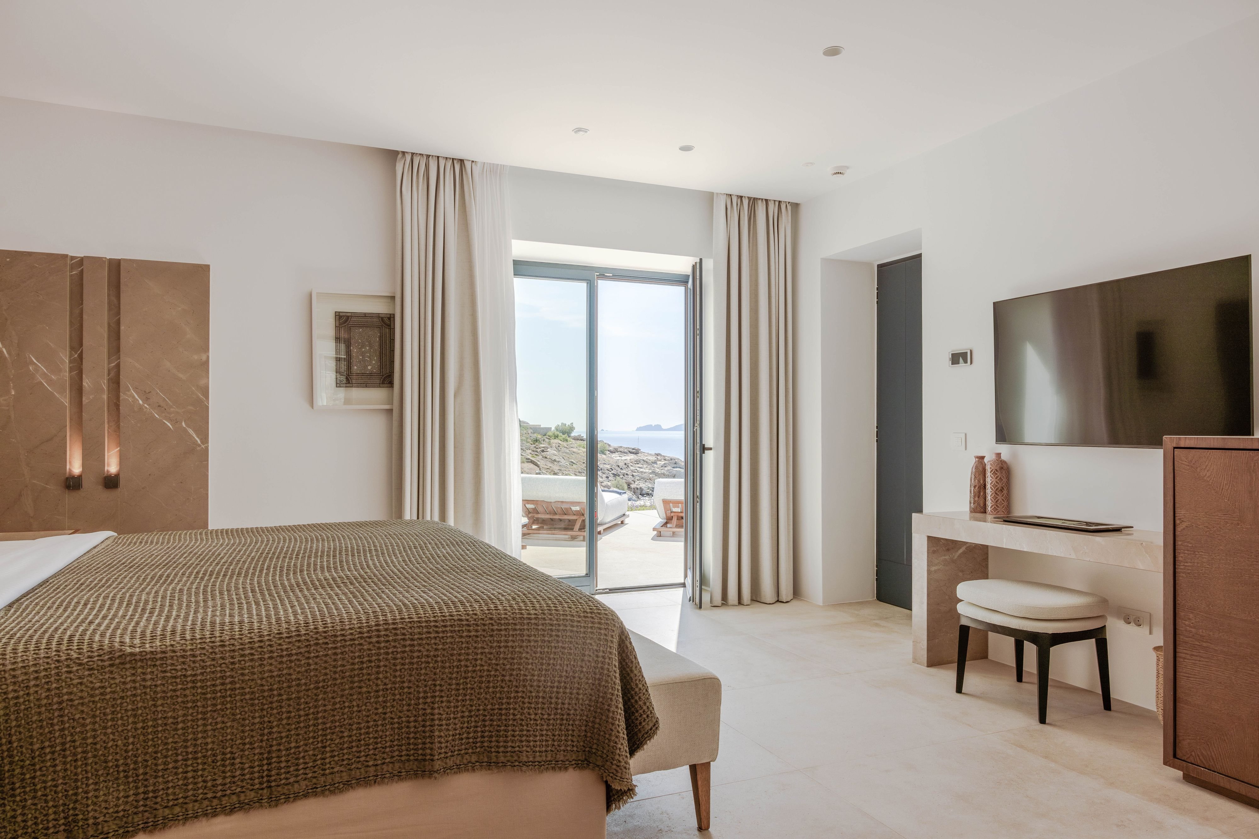 SUITE, TERRACE