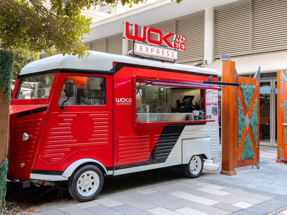 Ibis One Central 45/49
