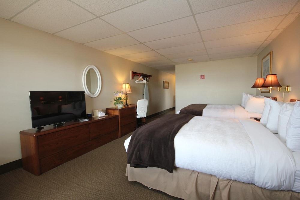 Saint Andrews Inn and Suites 13/34