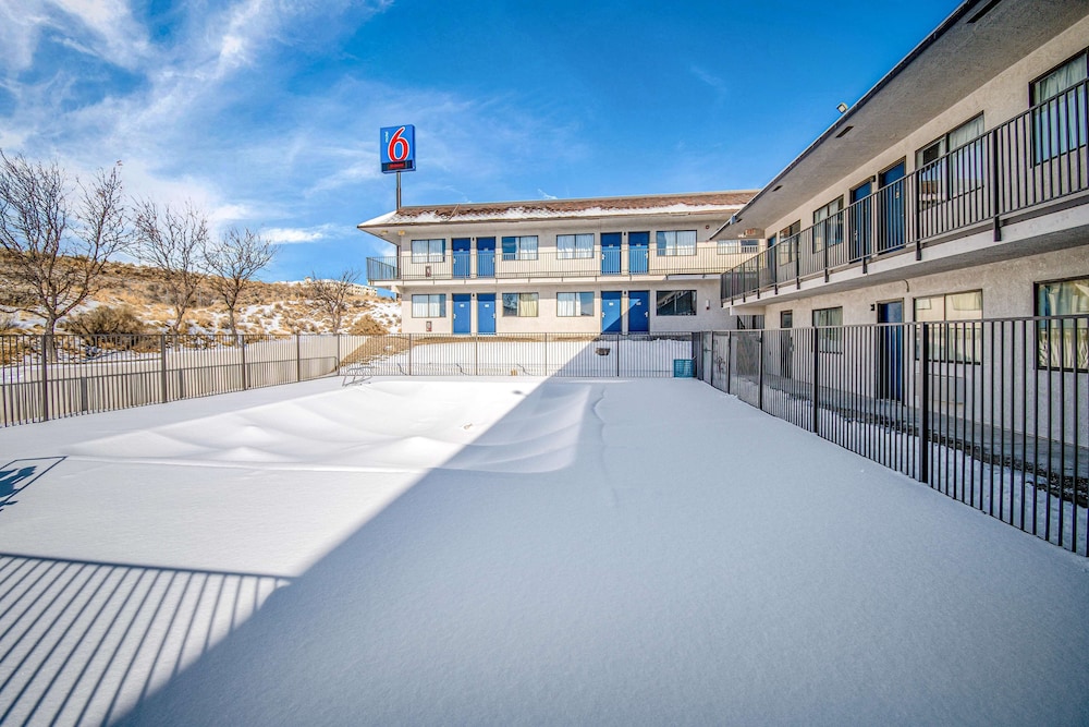 Motel6 Elko, NV 46/50