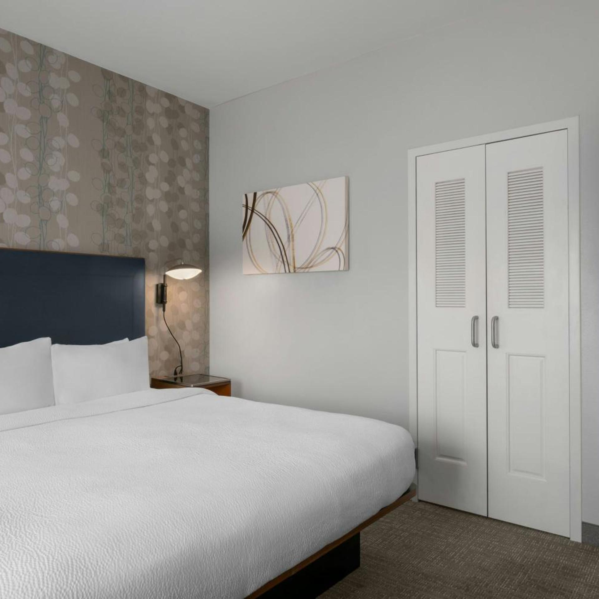 Room, King Bed, Sofa, Bathtub, Accessible