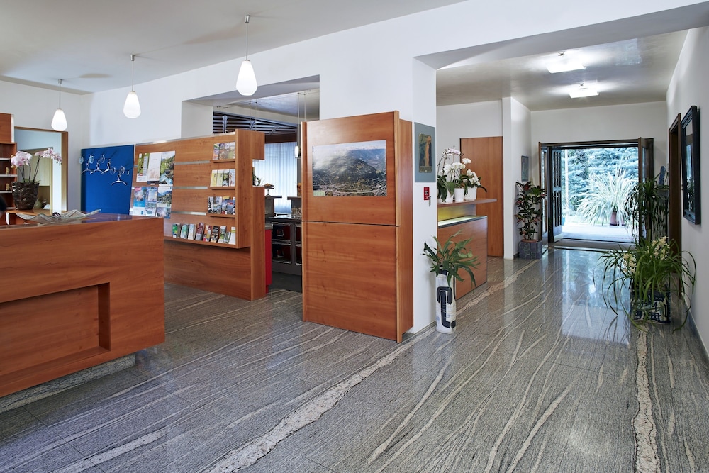 Hotel Juliane 7/56