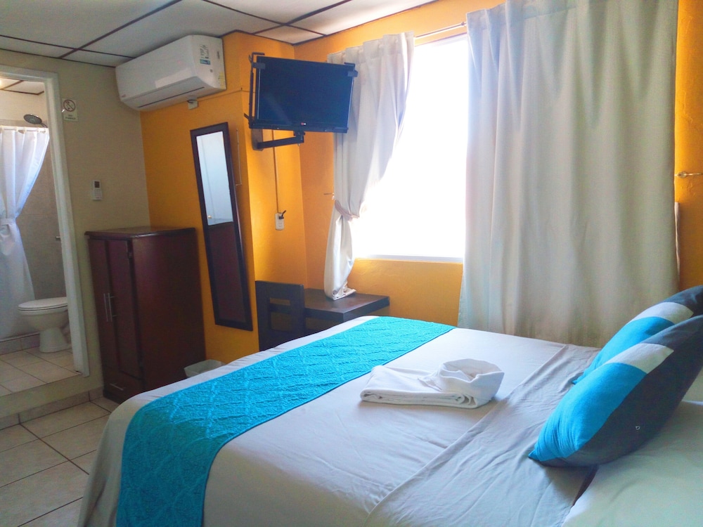 Hotel Tazumal House 31/82