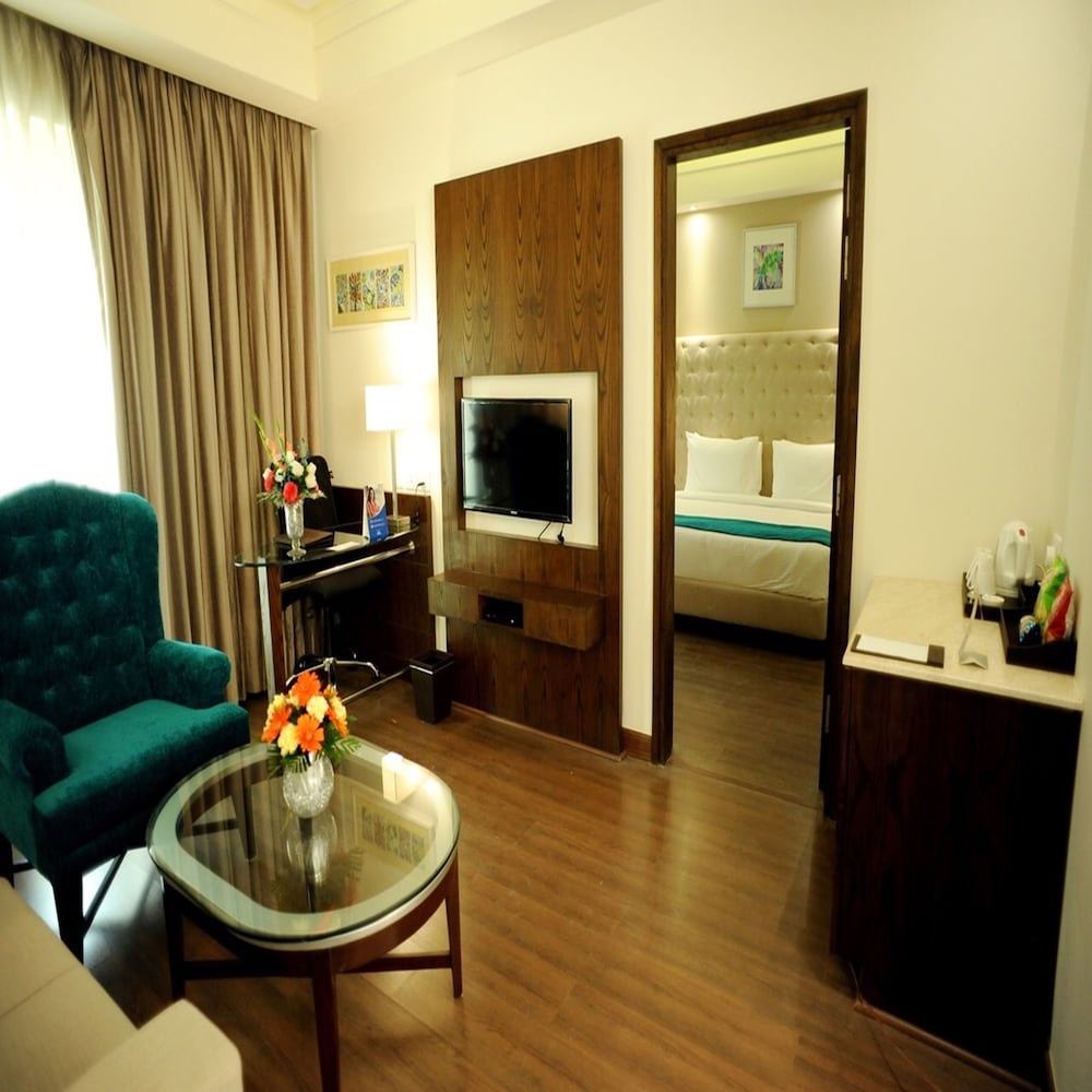 Sarovar Portico 27/50