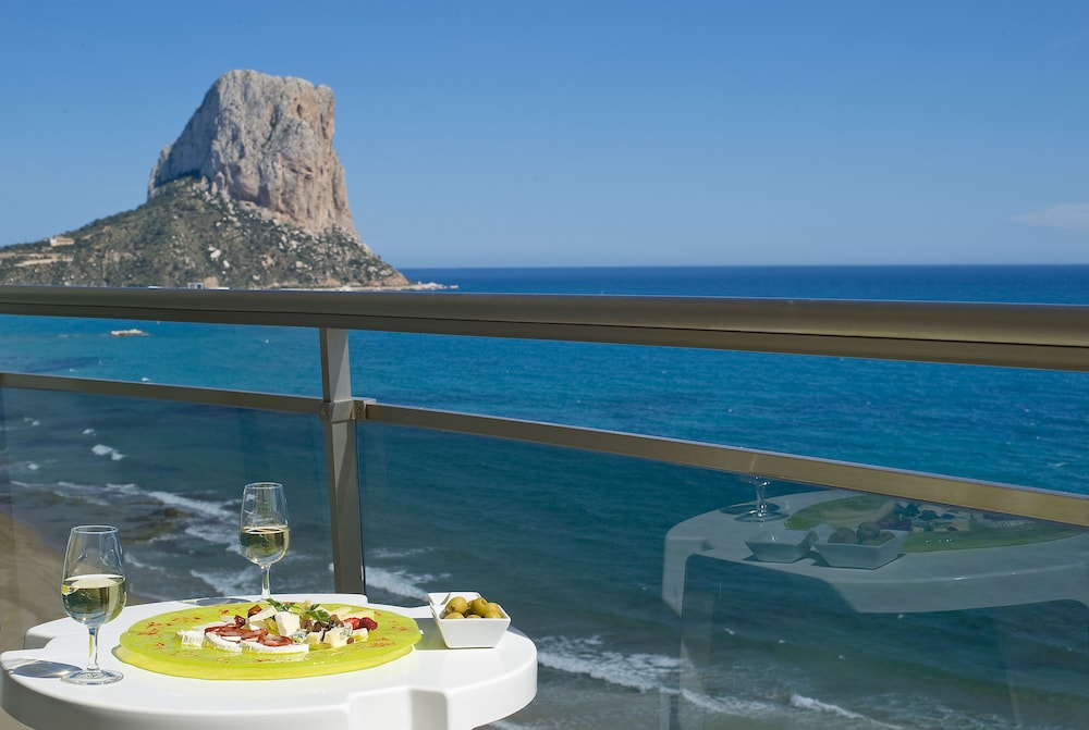 Bahia Calpe Hotel by Pierre and Vacances 33/69