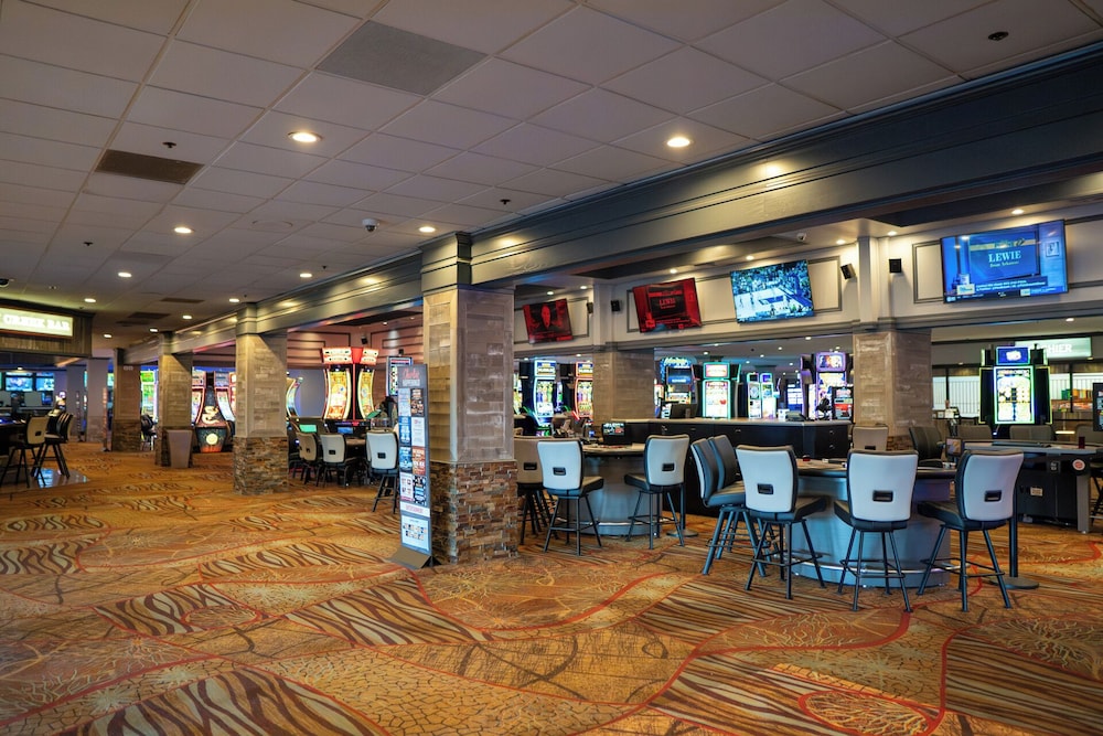 Arizona Charlies Decatur 37/50