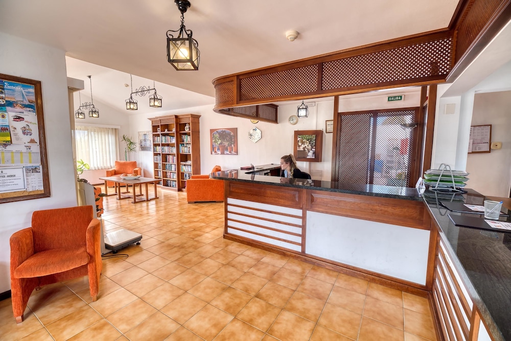 Ona Las Casitas 3/47