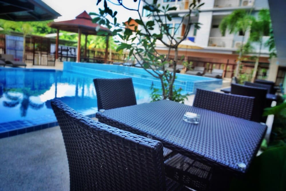 Pranee Amata 49/60