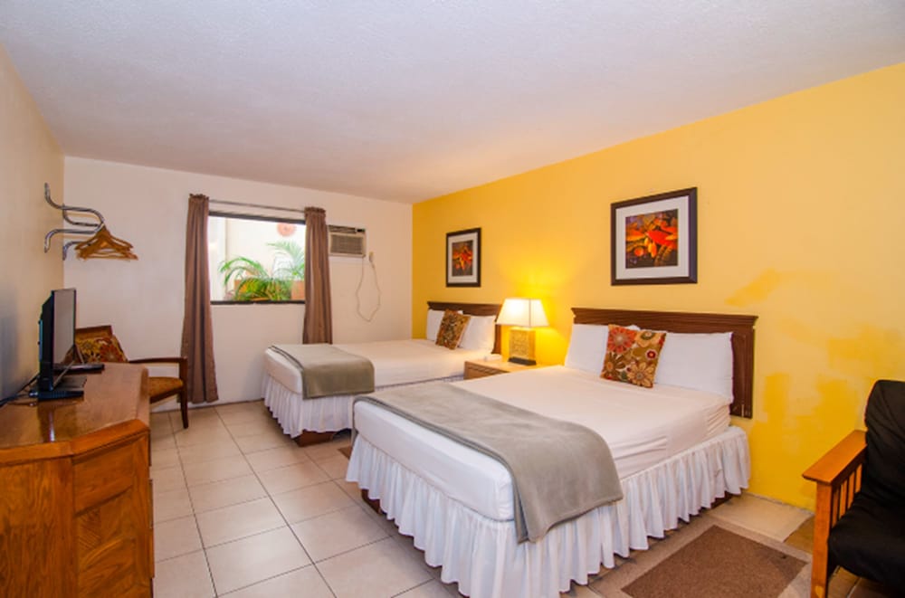 Bunker Hill Hotel 20/55