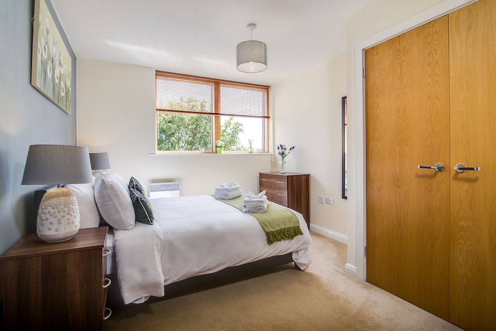 Mica Point City Centre Apartment 11/50