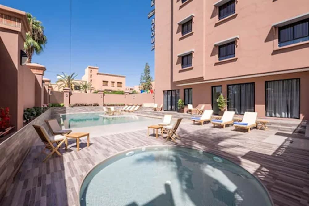 Hotel Ayoub 28/32