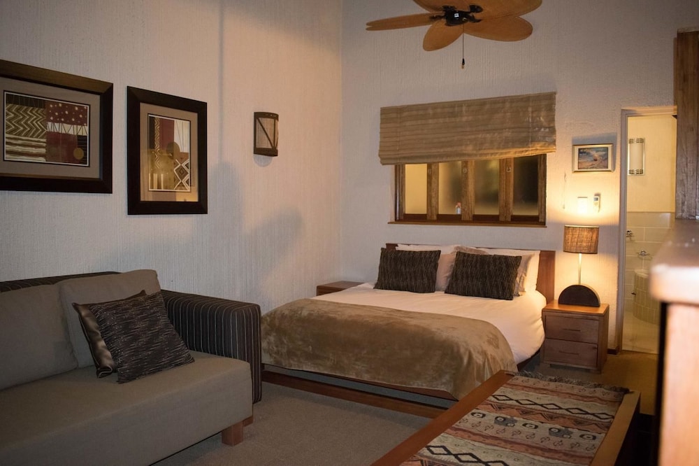 Legend Safaris - Kruger Park Lodge [VR] 3/13