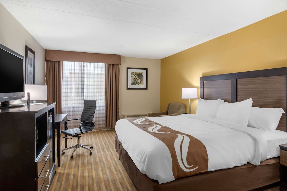 Quality Inn & Suites Ruther Glen 7/25