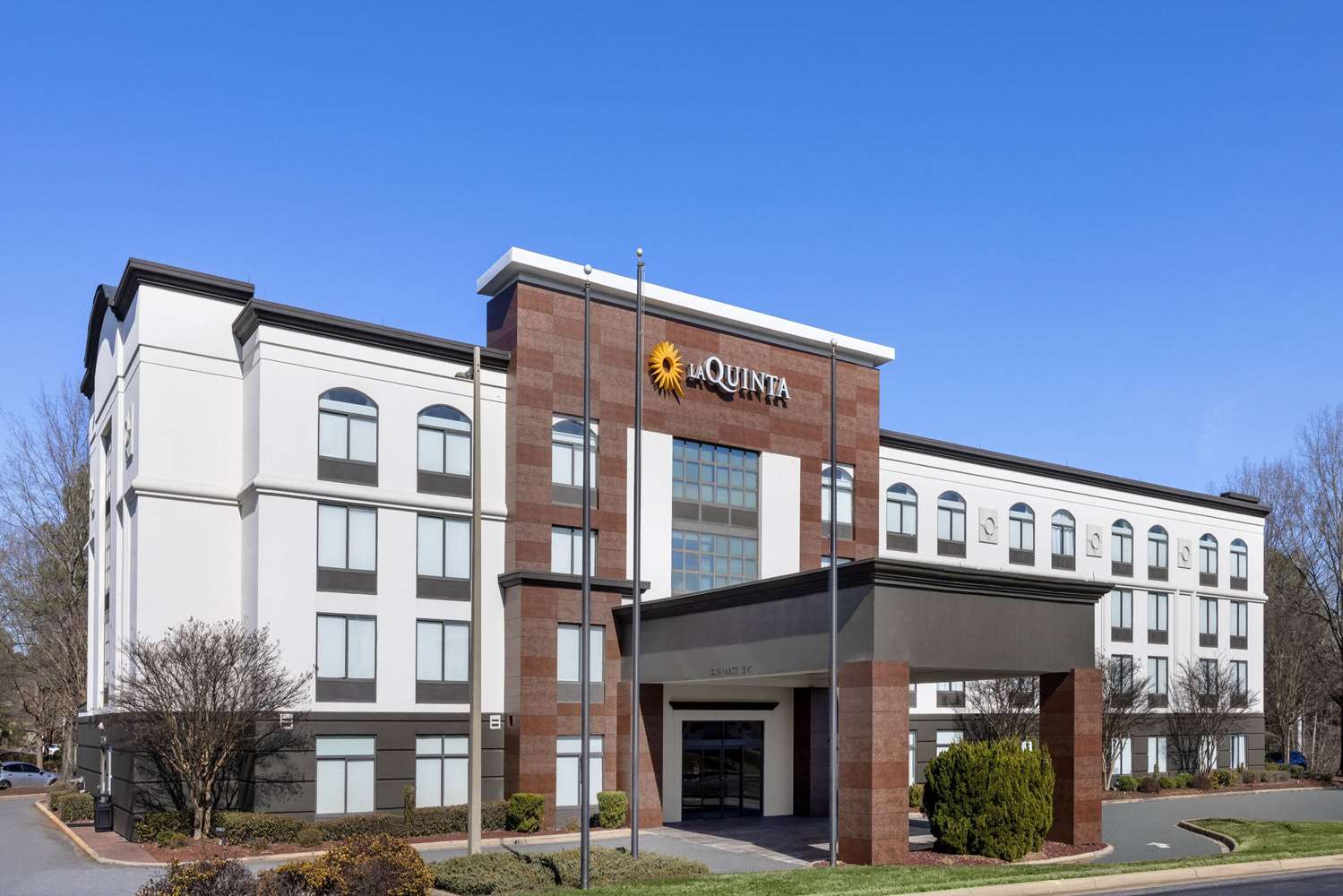 La Quinta Inn & Suites by Wyndham Mooresville 1/24