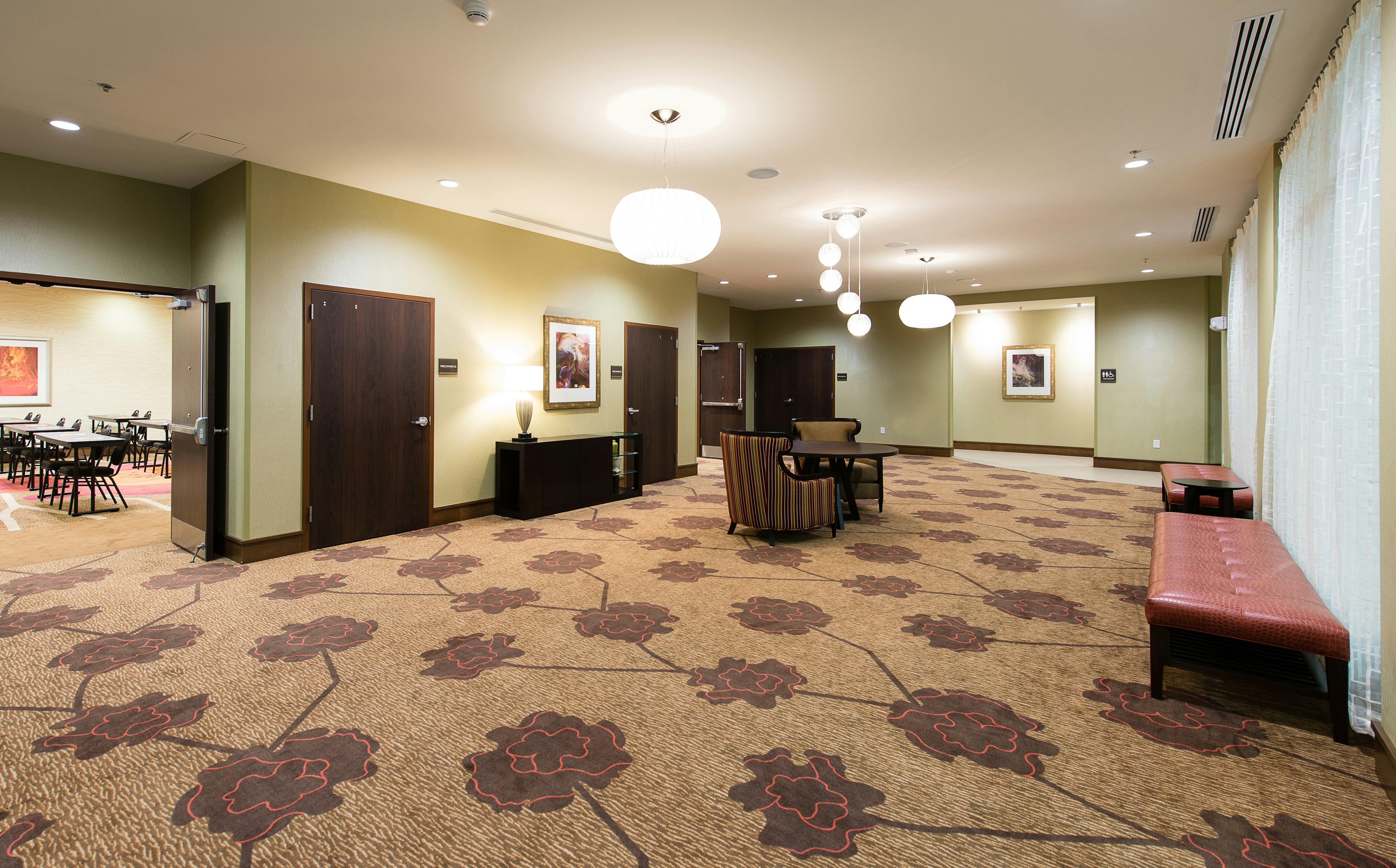 Hilton Garden Inn Charlotte Airport 7/49