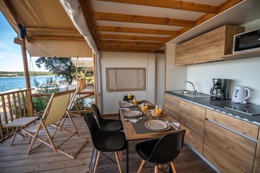 Arena Stoja Camping Homes 26/50