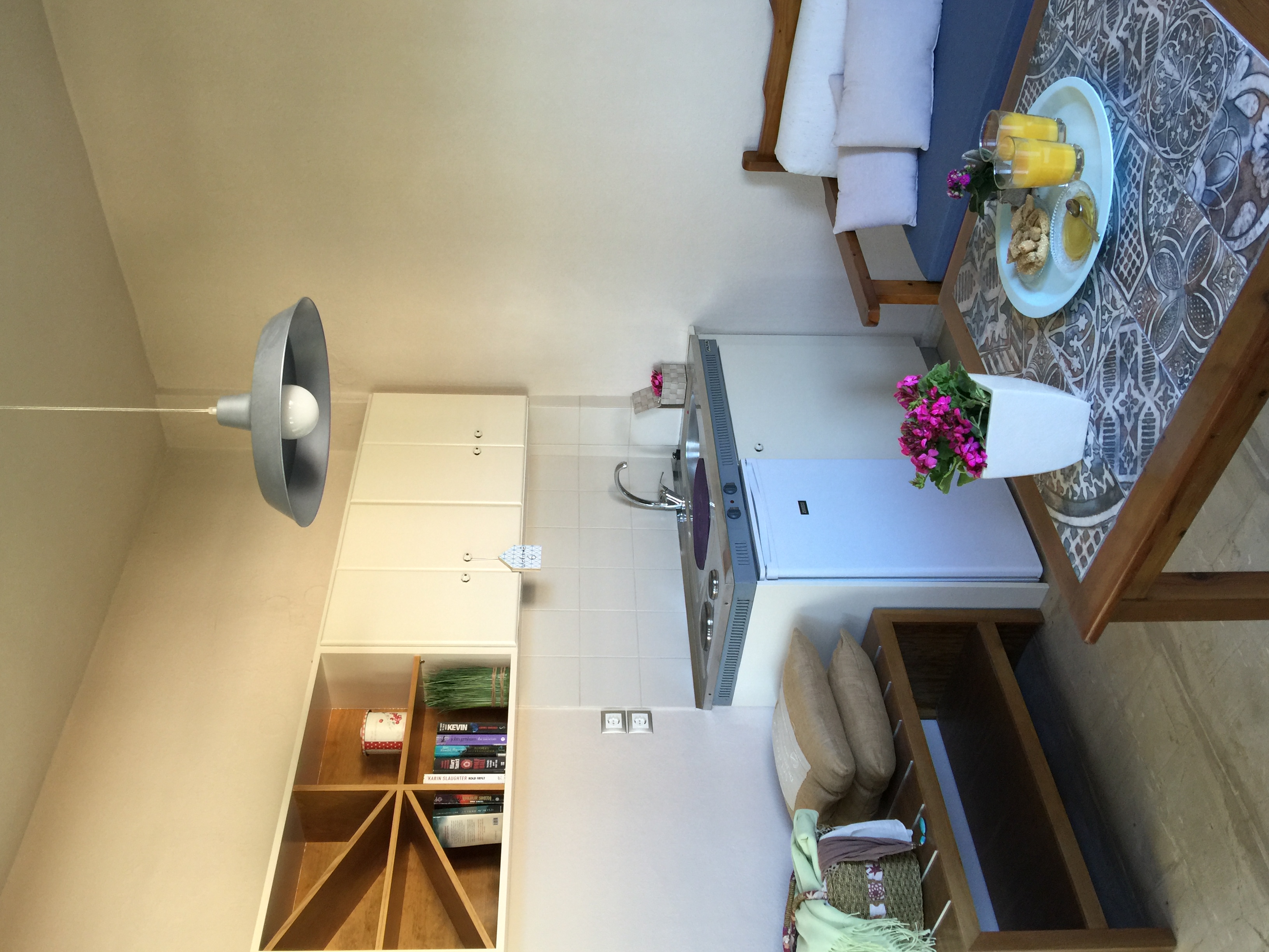 1 BEDROOM, APARTMENT