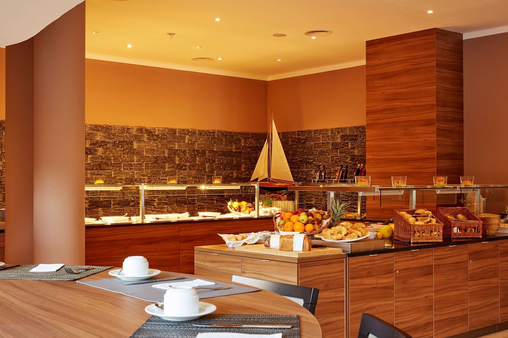 H4 Hotel Hamburg Bergedorf 56/71