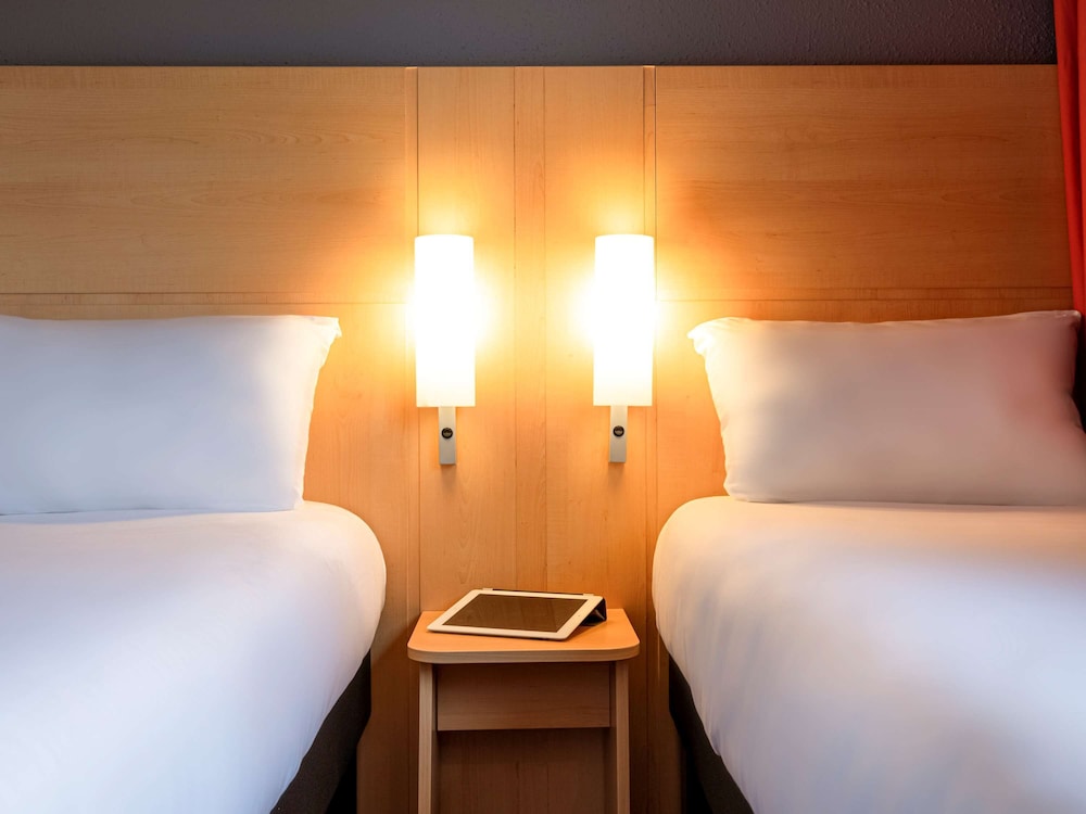 Ibis Quimperle 22/51