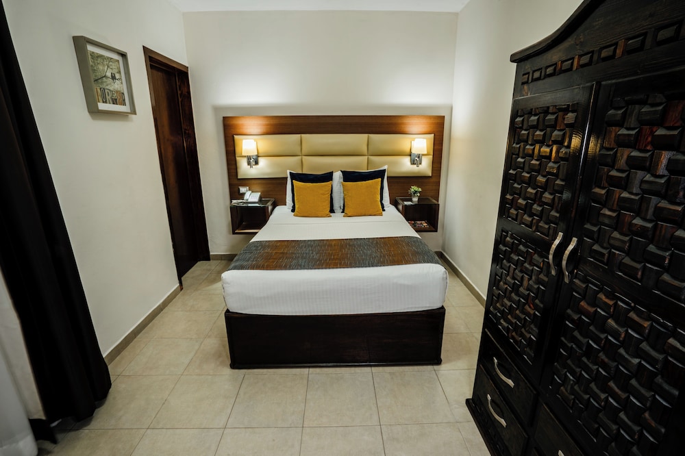 Gold, Superior, Double Bed
