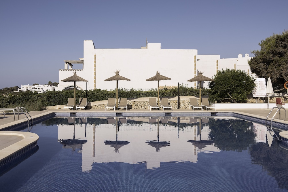 Alua Suites Las Rocas 9/82