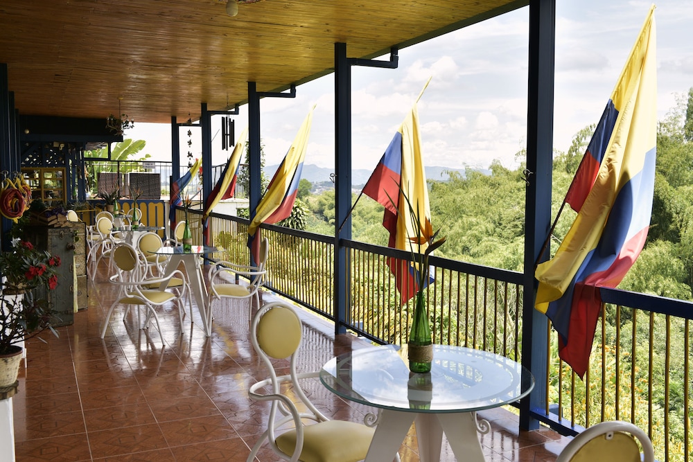 Finca Hotel Los Girasoles 36/50