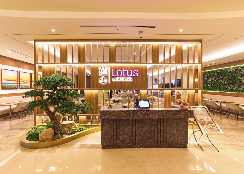 Berjaya Times Square Hotel 6/52