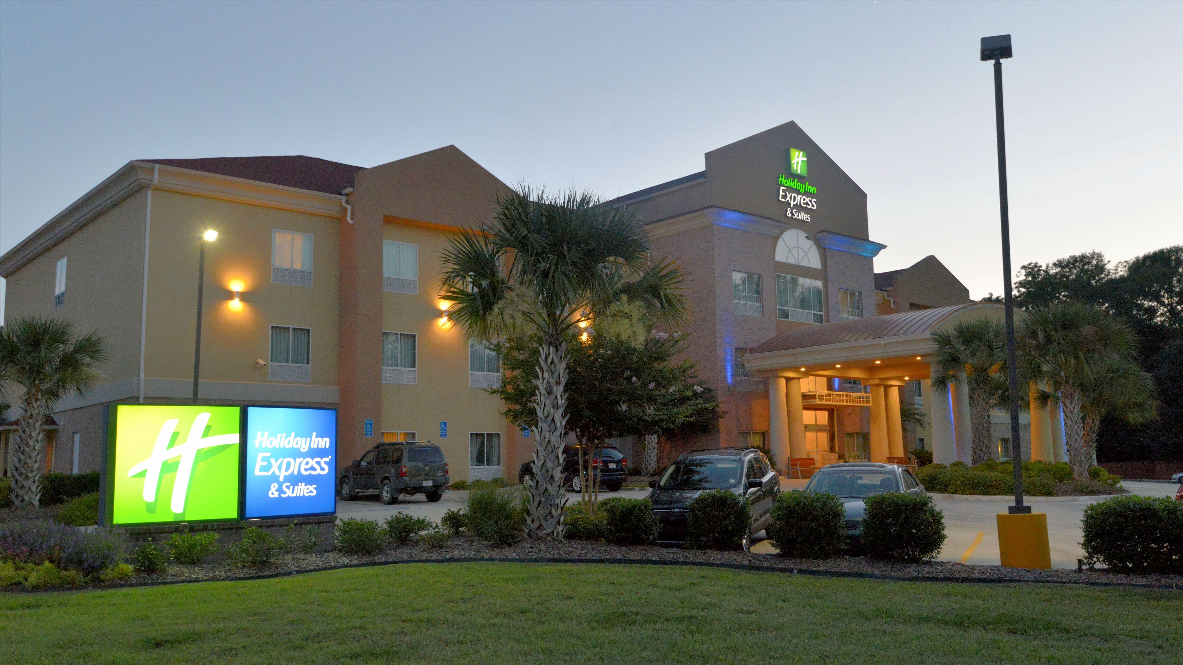 Holiday Inn Express Hotel And Suites Baton Rouge North 4/54