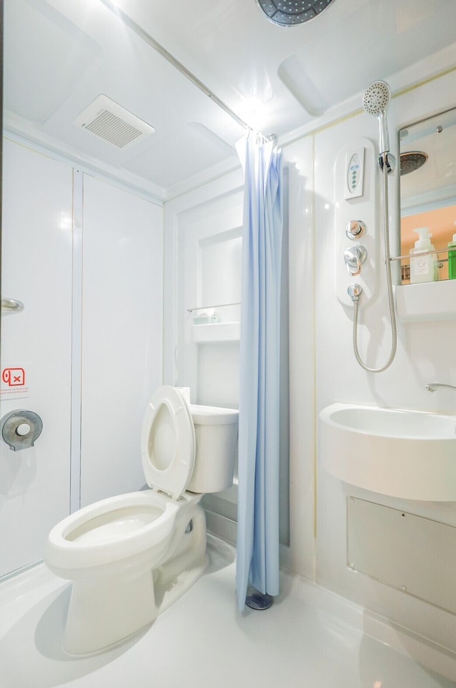 Alexa Hostel 42/44