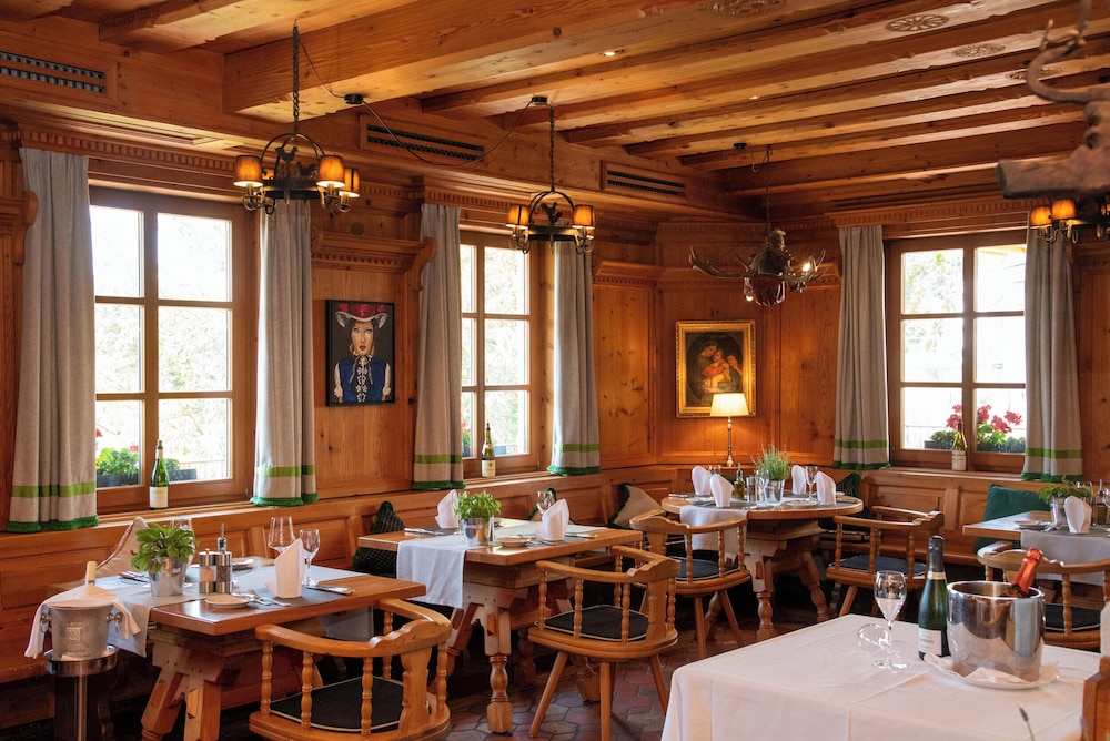 Hotel Restaurant Vinothek Lamm 52/69