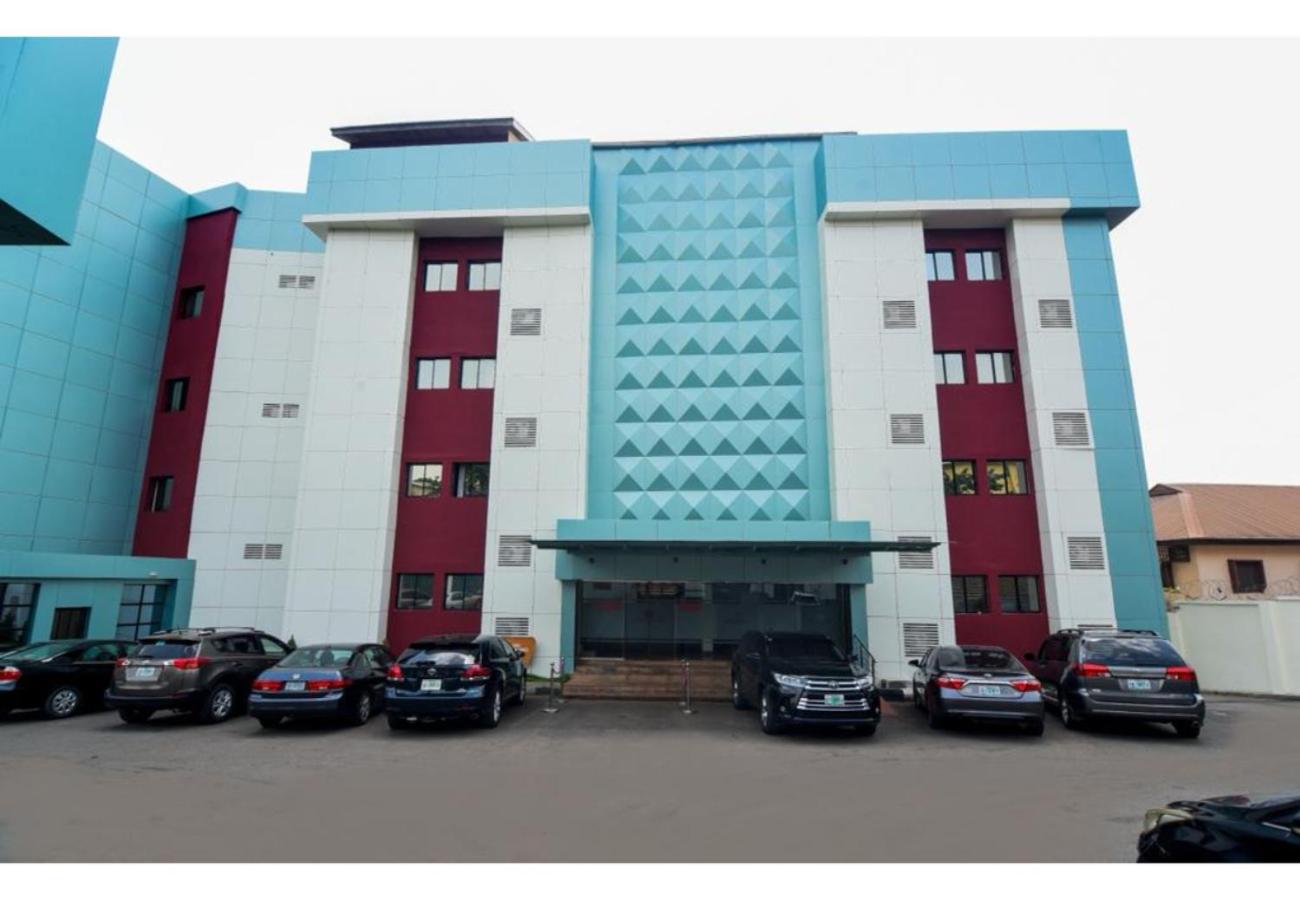 Royalton Hotel Abuja 40/44