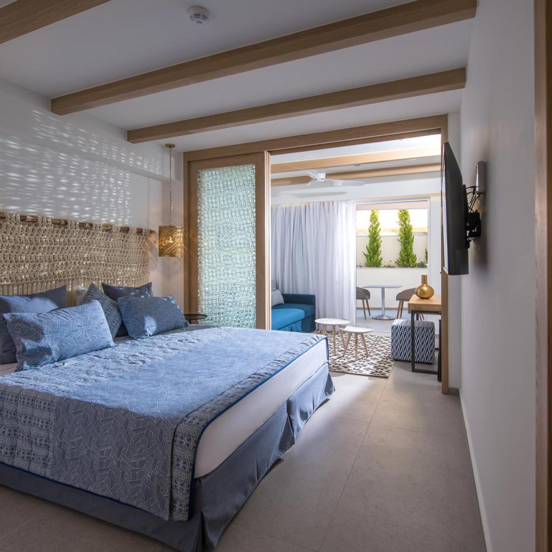 Boho, Suite, King Bed, Terrace