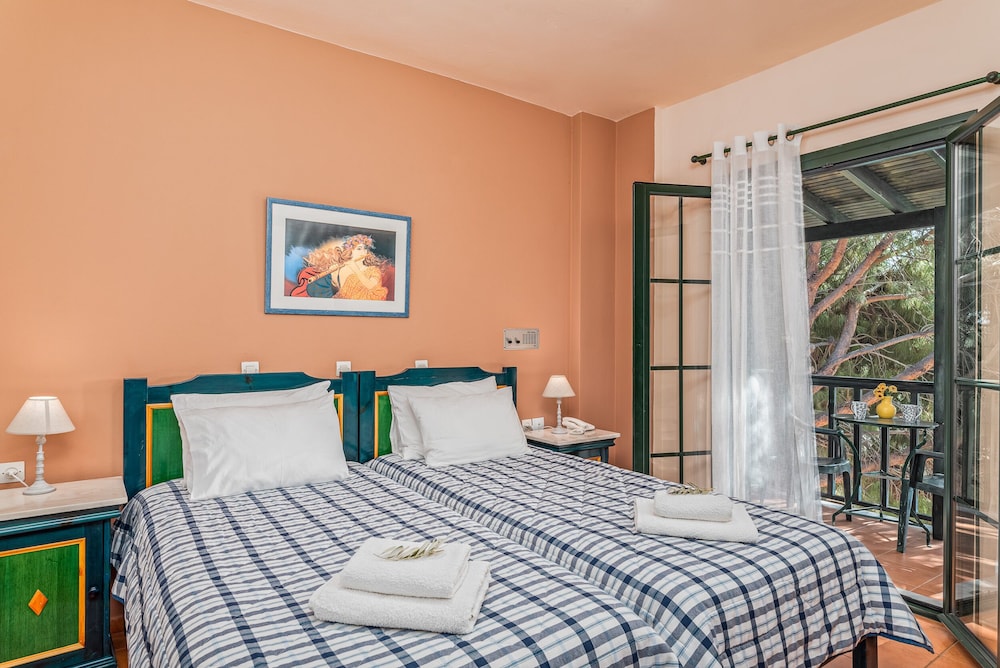 Ledra Samos Hotel 20/60