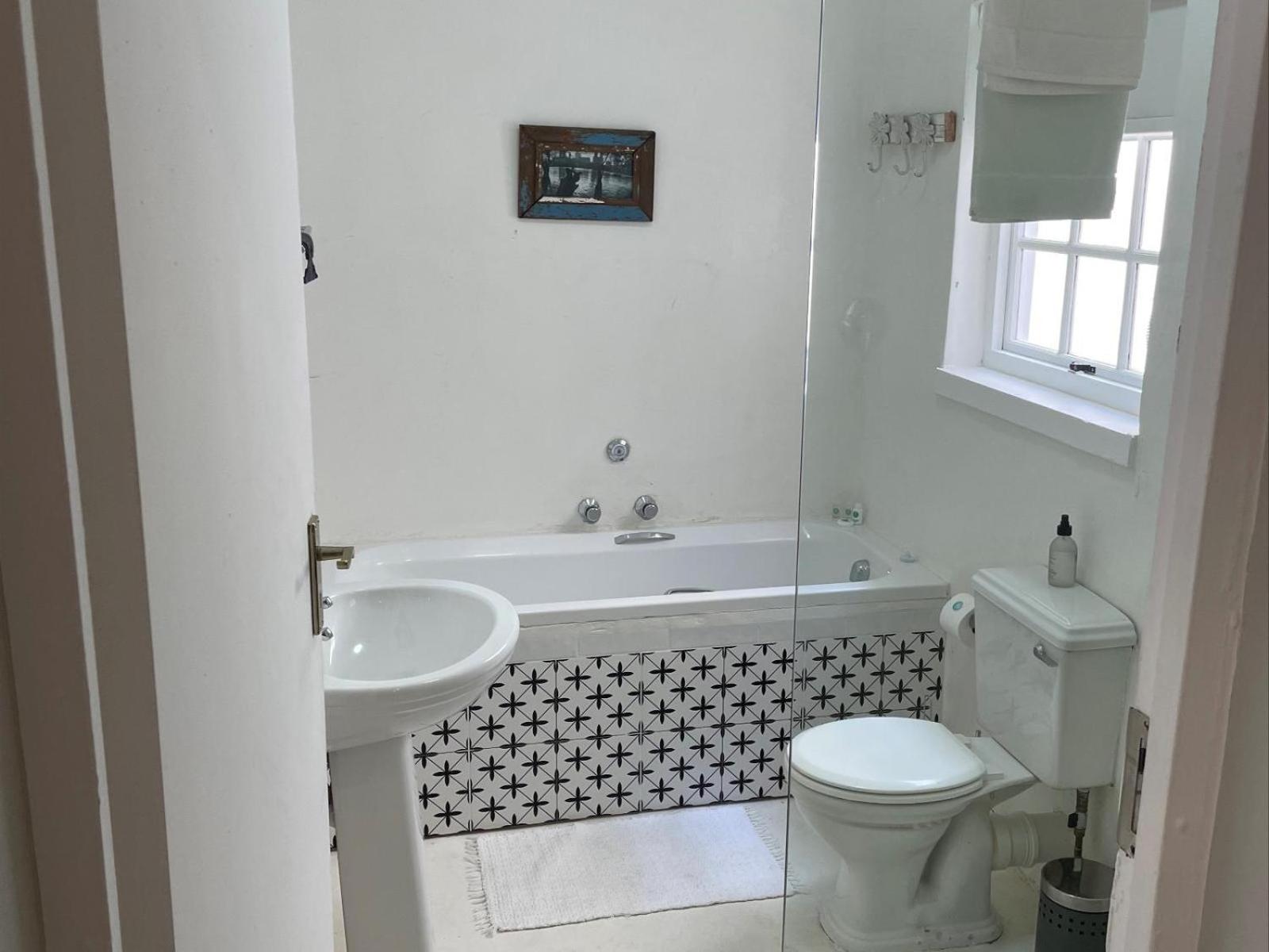 LaBelle Guest House 24/28