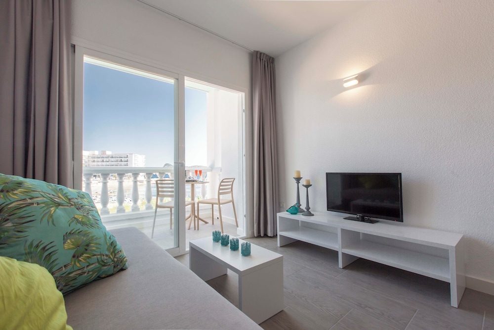 Beach Star Ibiza Hotel 52/78