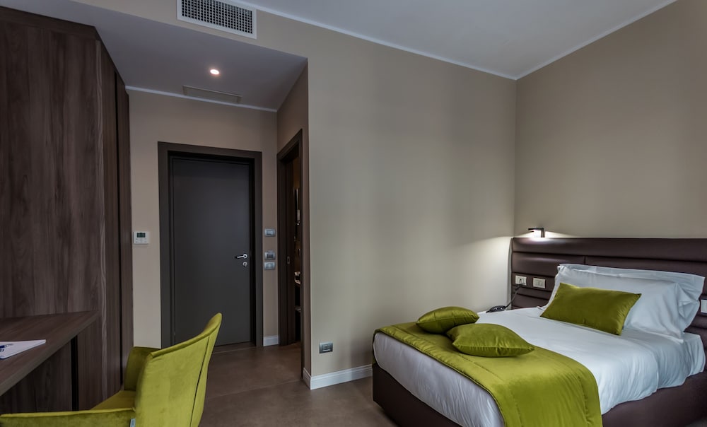 غرفة كلاسيكية مفردة بسرير فردي، Lifestyle Hotel Matilde Naples 2/7