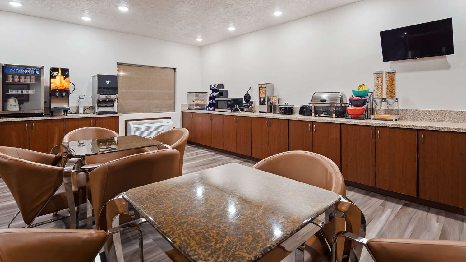 Hotel Vernal 7/10