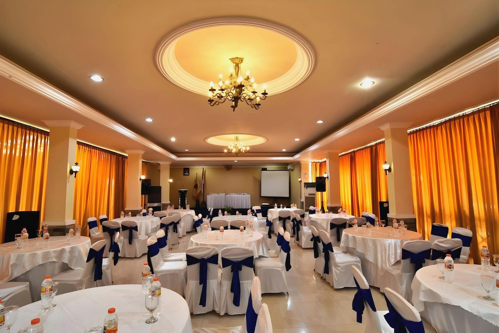 Hotel Sendang Sari 40/40