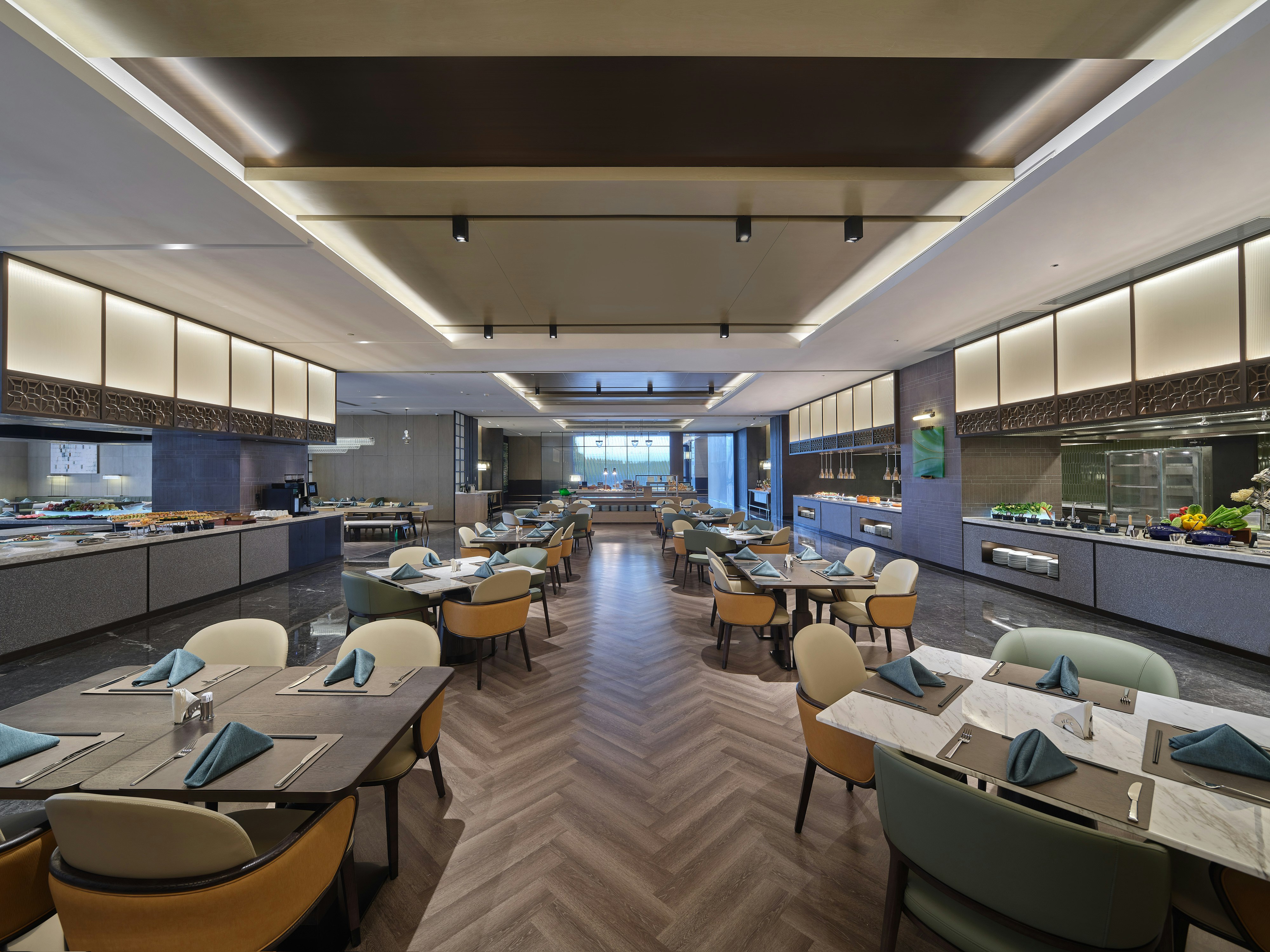 Hilton Jiashan 27/36