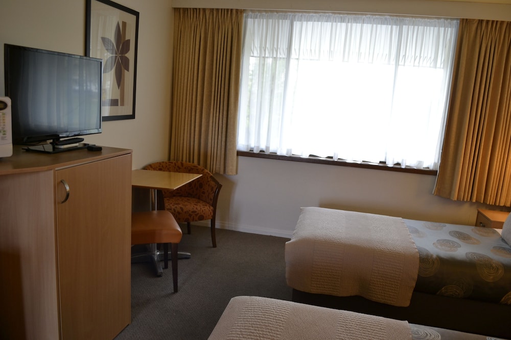 Eastern Sands Motel 34/42