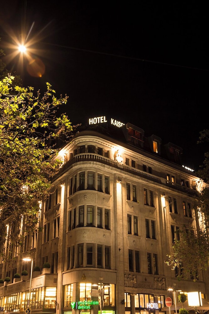 Central Kaiserhof Hotel 2/69