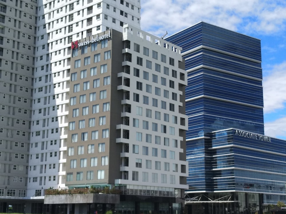 Swiss-Belhotel Serpong in South Tangerang