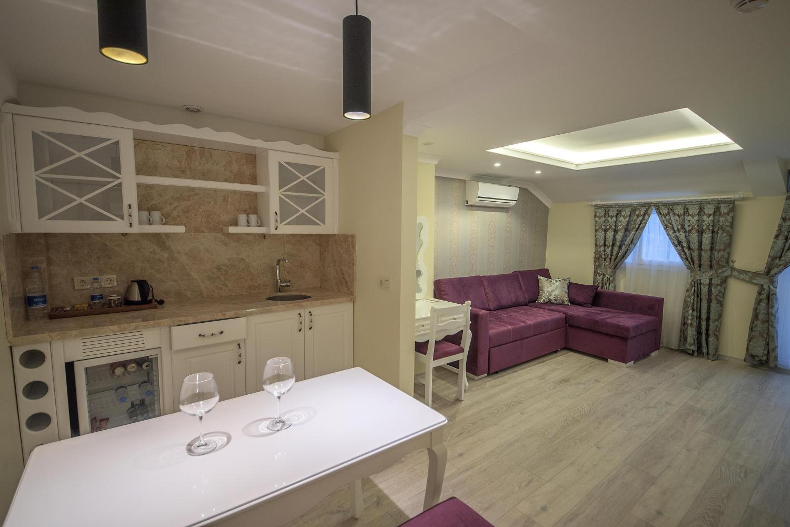 جناح بسرير كينج، Yeniceri City Hotel 8/10