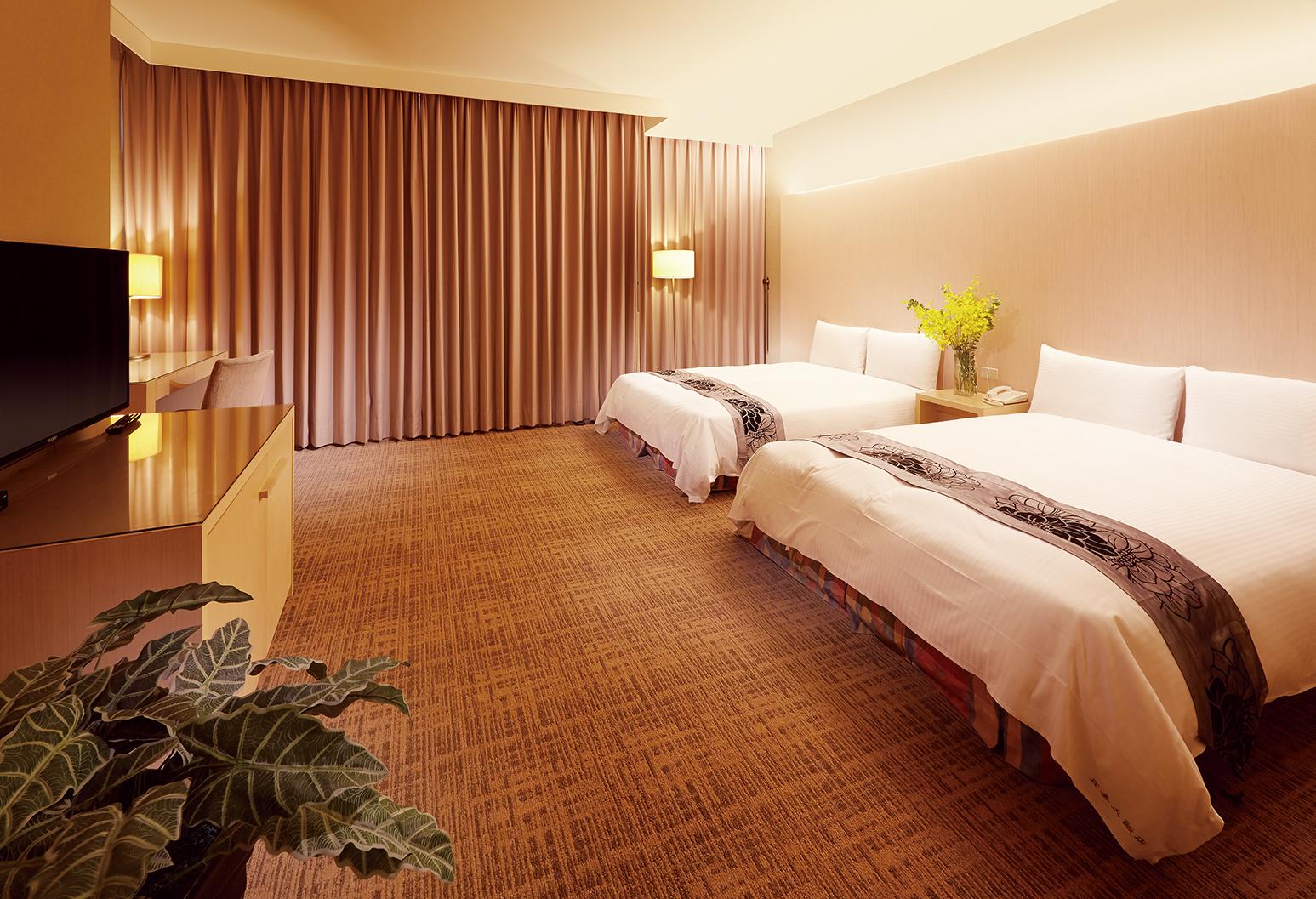 Room, 2 Double Beds, No Window, Low Floor
