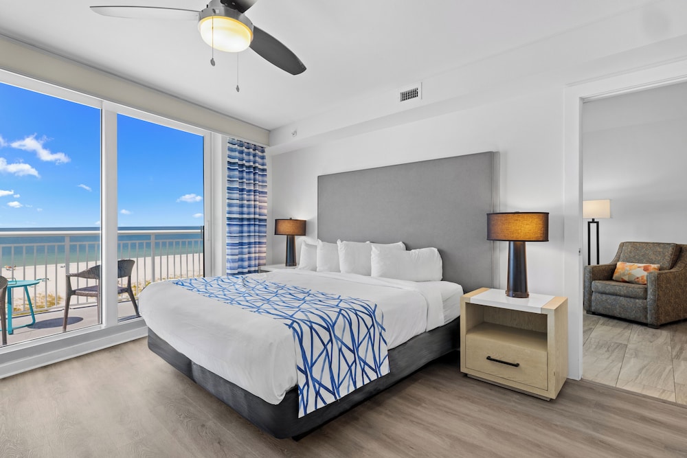 Provident Oceana Beachfront Suites 24/77